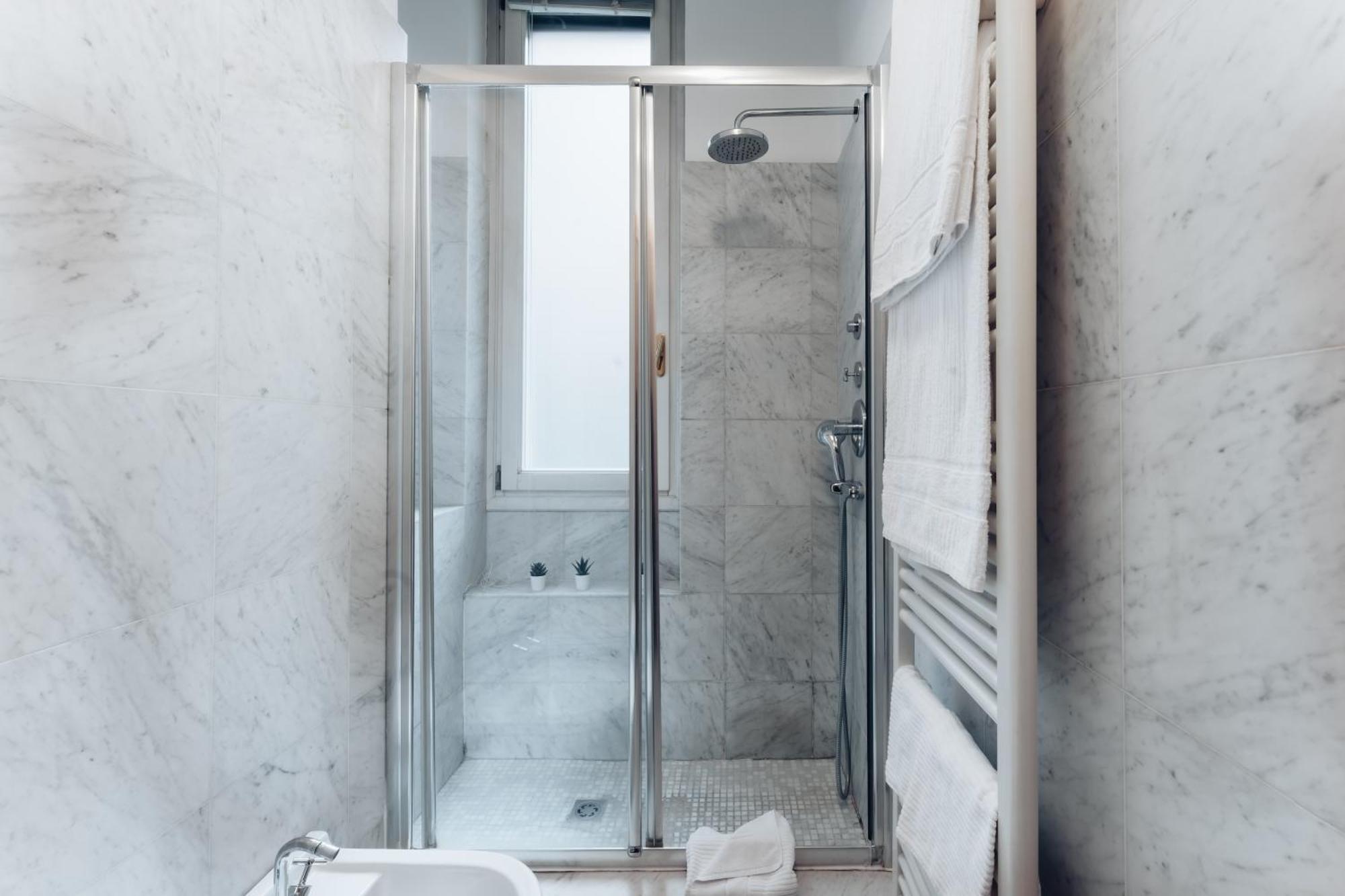 Charming De Togni Apartment Милано Екстериор снимка