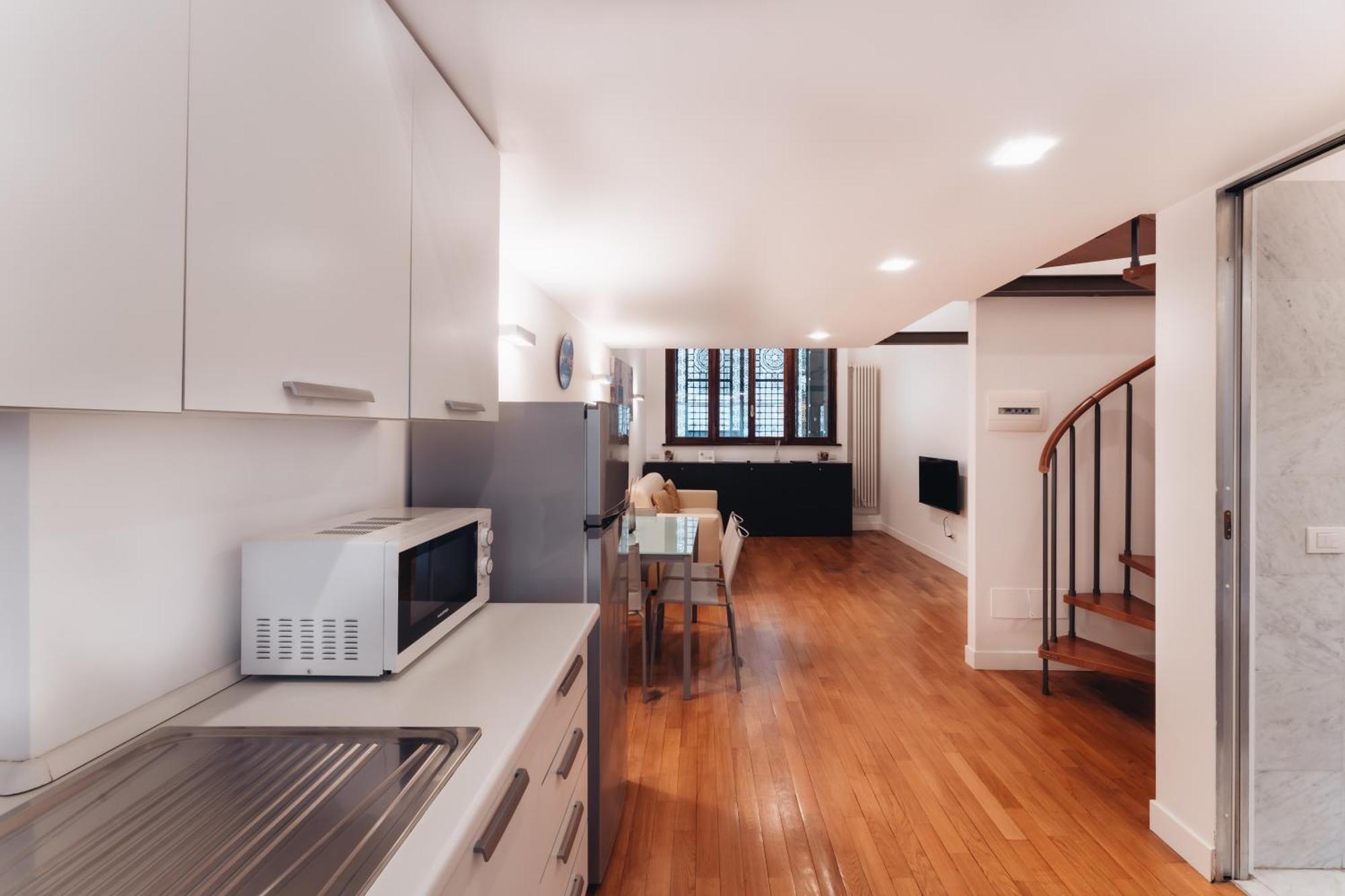 Charming De Togni Apartment Милано Екстериор снимка