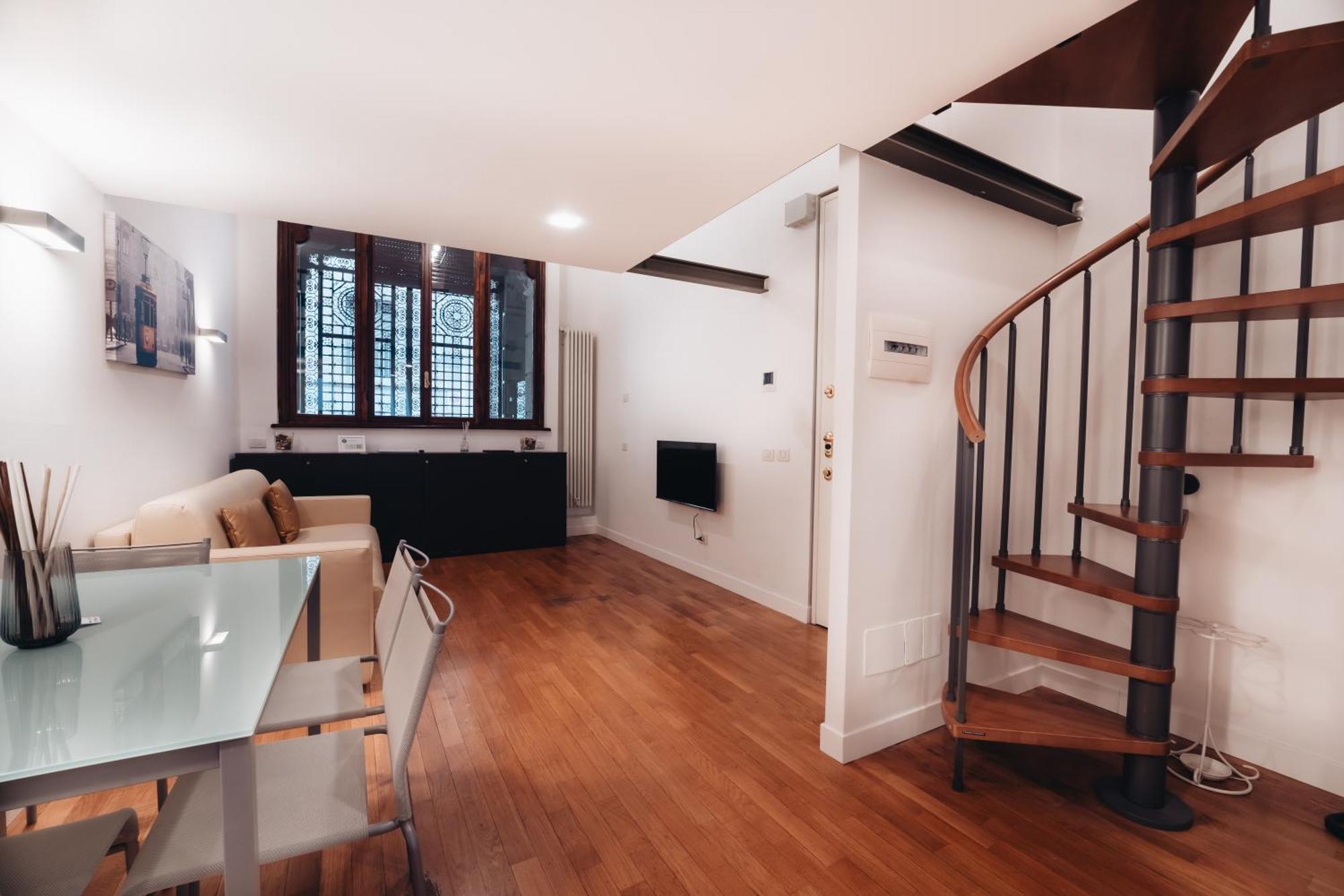 Charming De Togni Apartment Милано Екстериор снимка